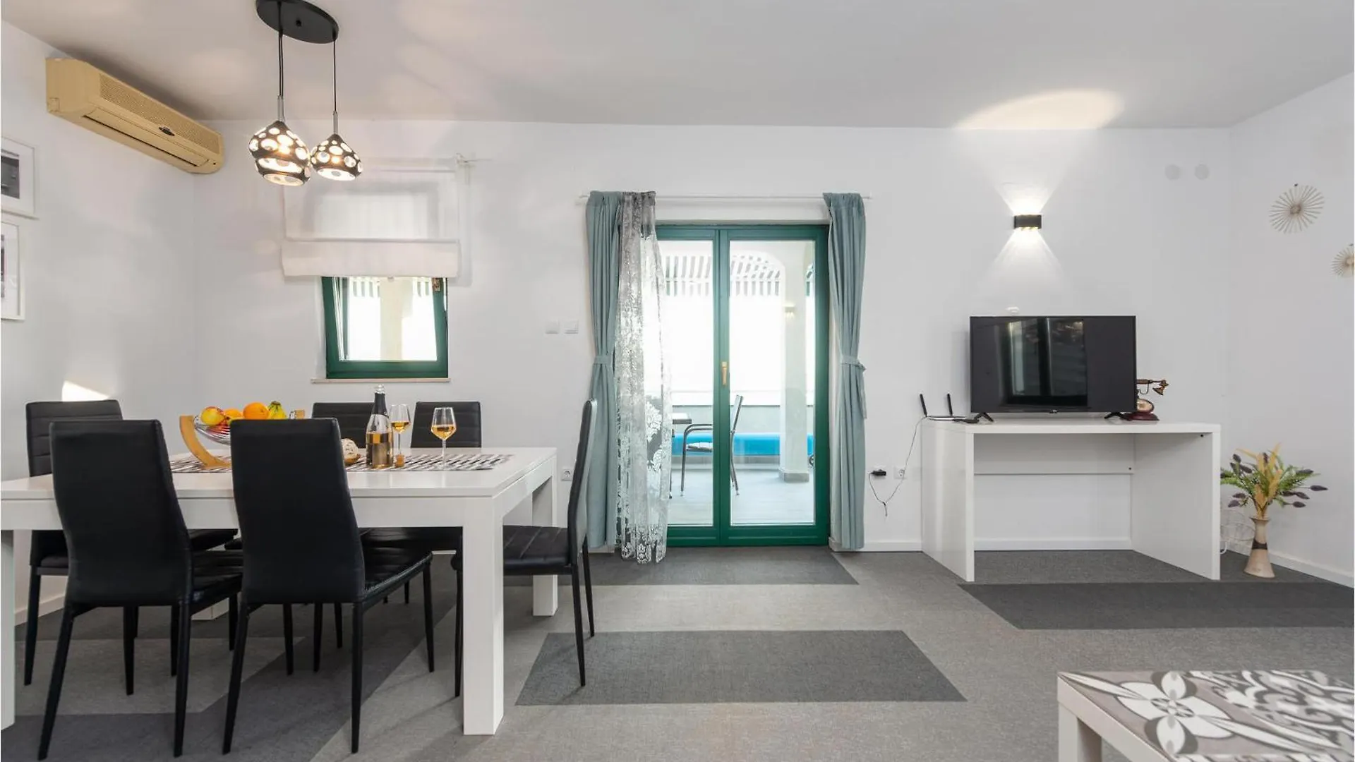 Lovely Home In Mandre With Kitchen