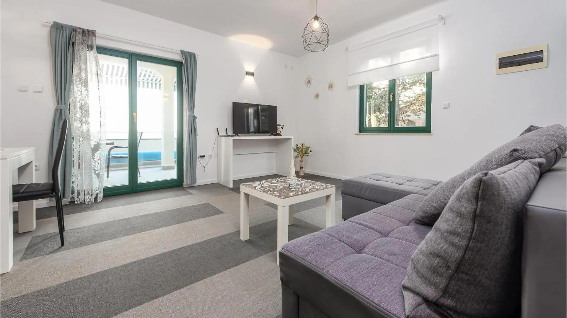 Holiday home Lovely Home In Mandre With Kitchen